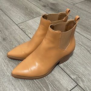 Universal Thread Cognac Booties
